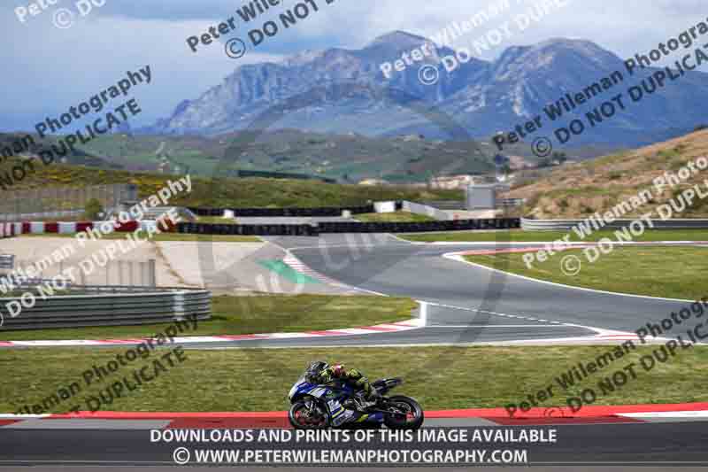 cadwell no limits trackday;cadwell park;cadwell park photographs;cadwell trackday photographs;enduro digital images;event digital images;eventdigitalimages;navarra;no limits trackdays;peter wileman photography;racing digital images;trackday digital images;trackday photos